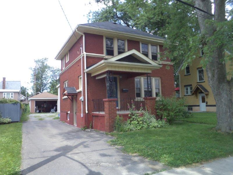 Only $850/month after rent credits!!